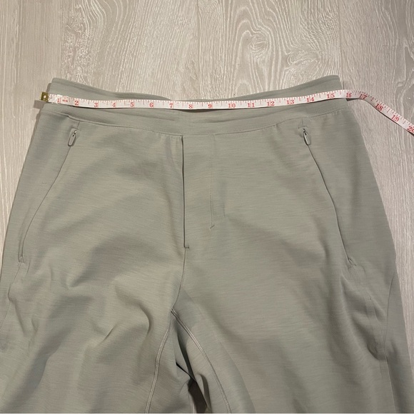 Lululemon Balancer Pant 27" *Everlux Beige Gray size Large - Picture 8 of 16